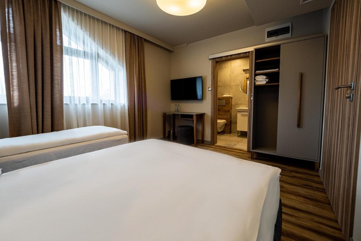 Villa & Gospoda Krakowska Kobiernice Esterno foto