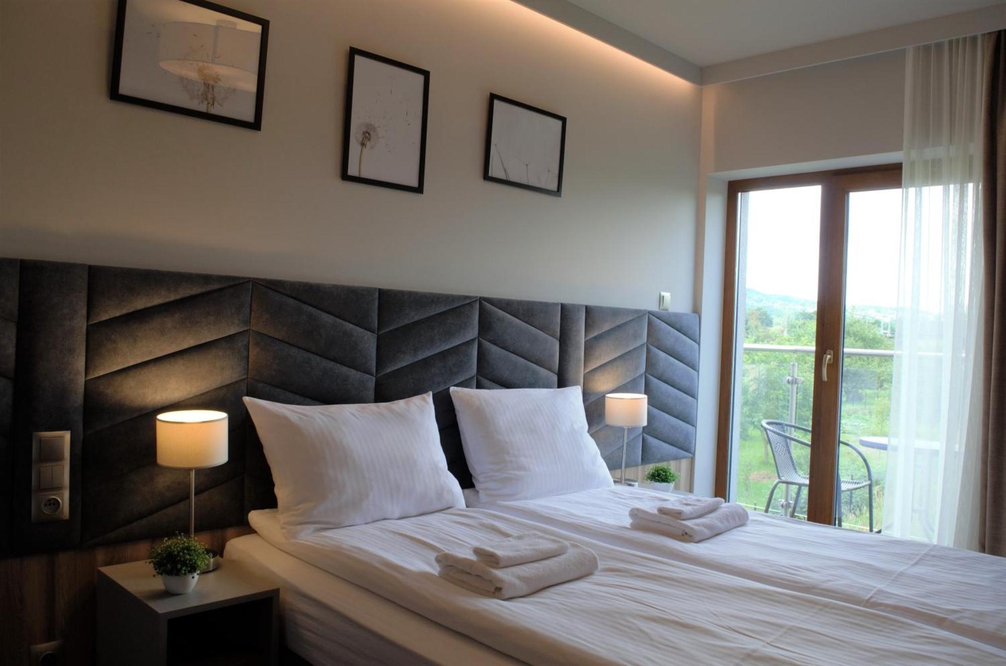 Villa & Gospoda Krakowska Kobiernice Esterno foto