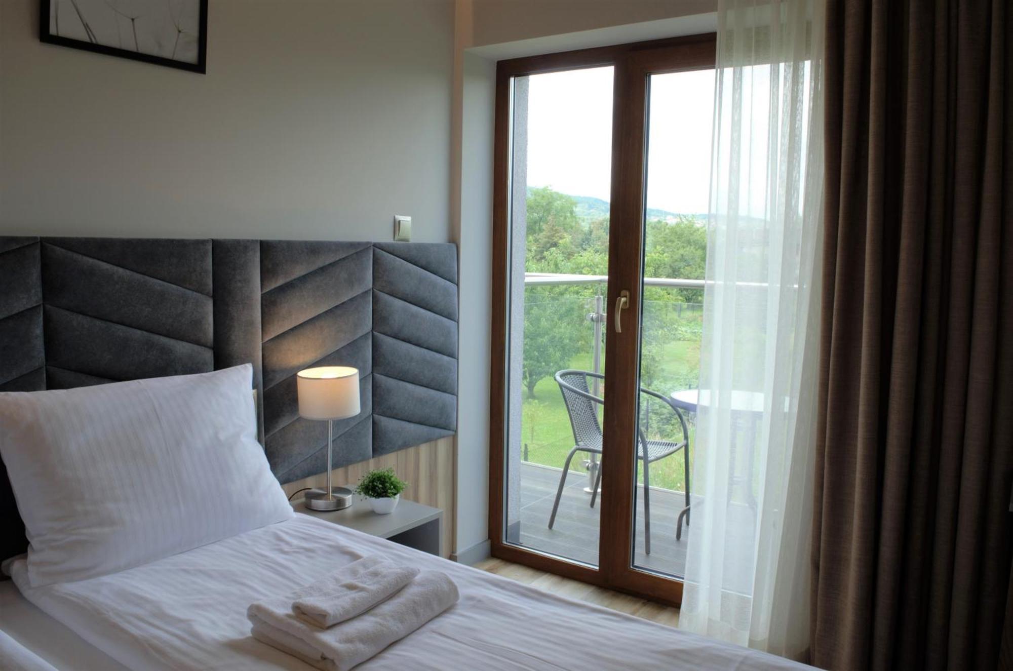 Villa & Gospoda Krakowska Kobiernice Esterno foto