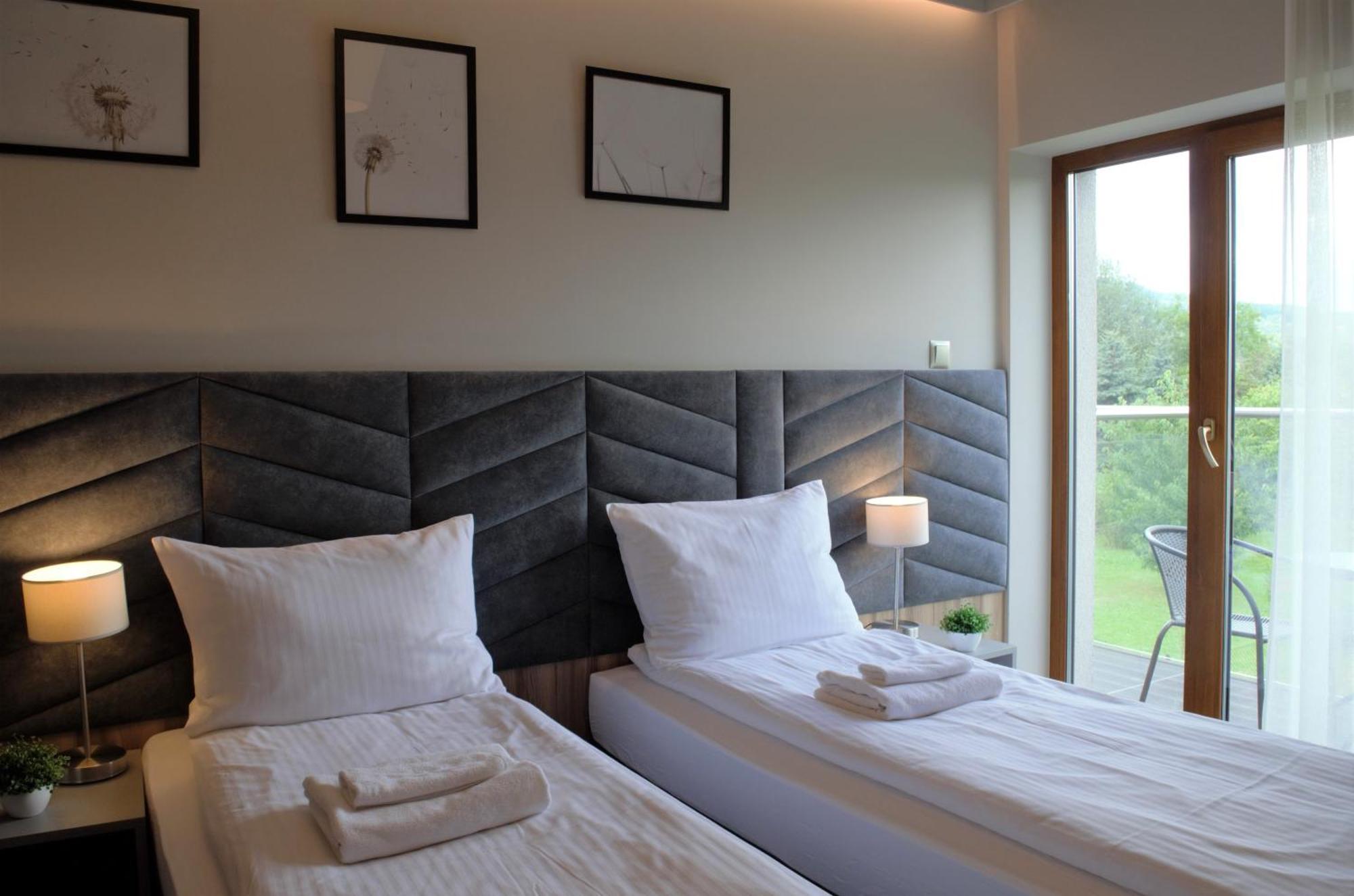 Villa & Gospoda Krakowska Kobiernice Esterno foto