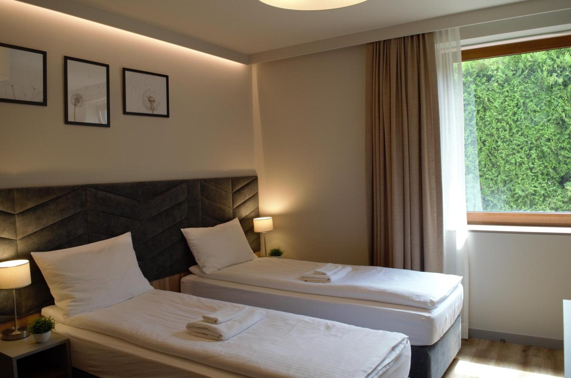 Villa & Gospoda Krakowska Kobiernice Esterno foto